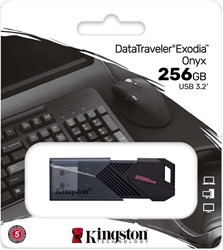 Kingston | USB Stick | 256 GB | USB 3.2 Gen-1 | DataTravler Exodia | Onyx | Slider | Zwart